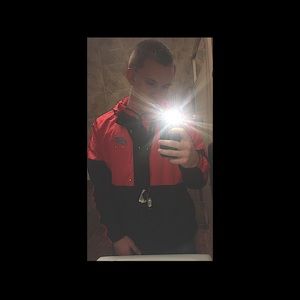 Meet your Posher, Hunter